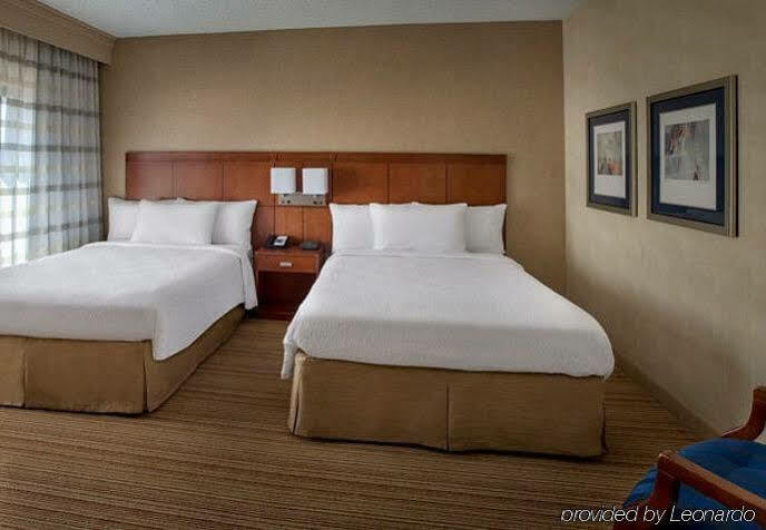Courtyard Newark Liberty International Airport Hotel Eksteriør billede
